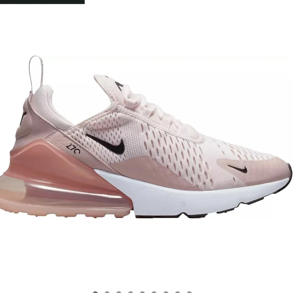 Nike Air 270 Women's Pink Sneakers size 9.5